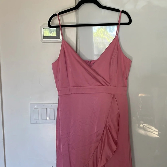 Laundry by Shelli Segal Ruffled Satin Dress In Rose Pink Size 14 NWT - Picture 3 of 13
